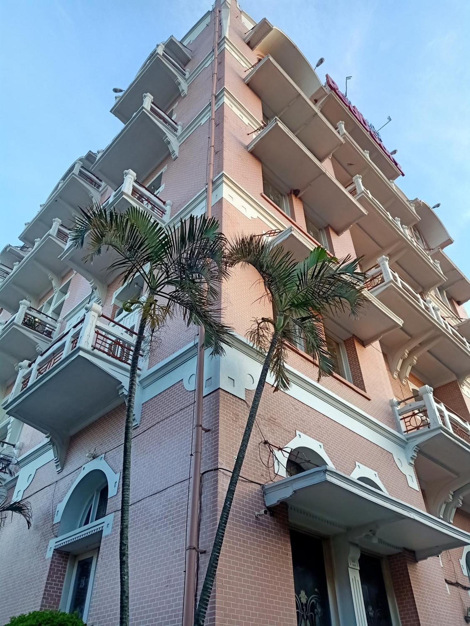 Hotel Niagara 라왕 외부 사진